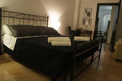 Civico 40 Nocleg ze śniadaniem 2*